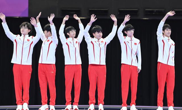 开云体育app安全下载-26日总结：电子竞技历史首金 黄雨婷成首位三金王