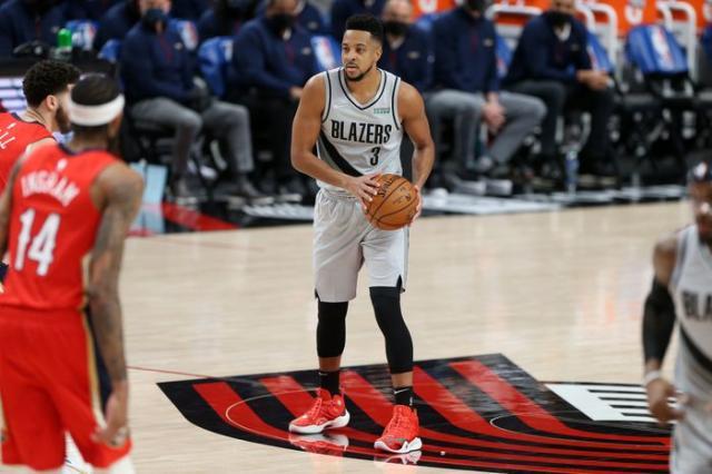 开云娱乐app安全登录-时隔8周CJ重返赛场 开拓者恐怖双枪季后赛上线？